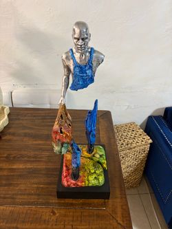 Modern Fragmented Traveler Man Sculpture - Bruno Catalano Style Decor