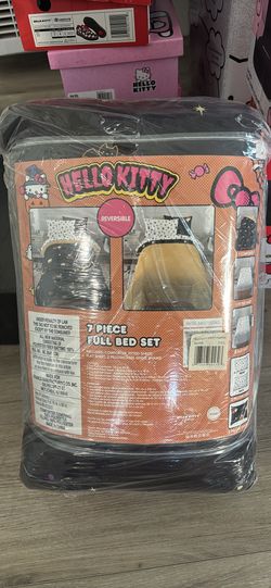 Hello Kitty comforter