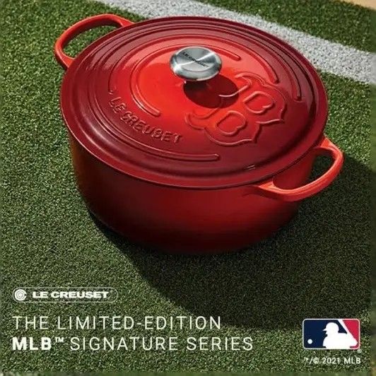 Le Creuset Cerise Quart Signature Round Dutch Oven