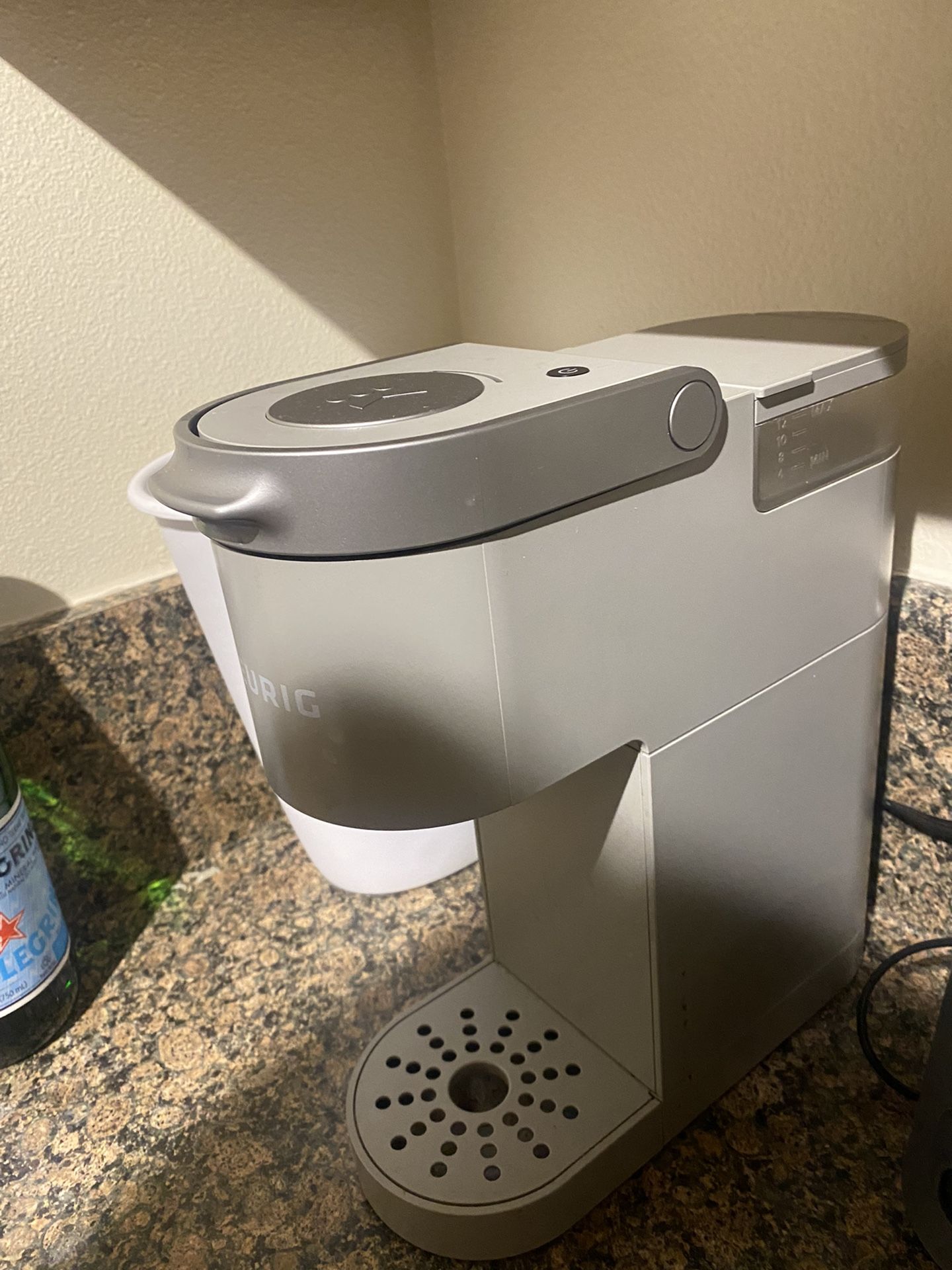 Keurig Slim for Sale in Renton, WA OfferUp