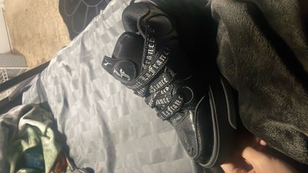 La Frances pumas (cash only)