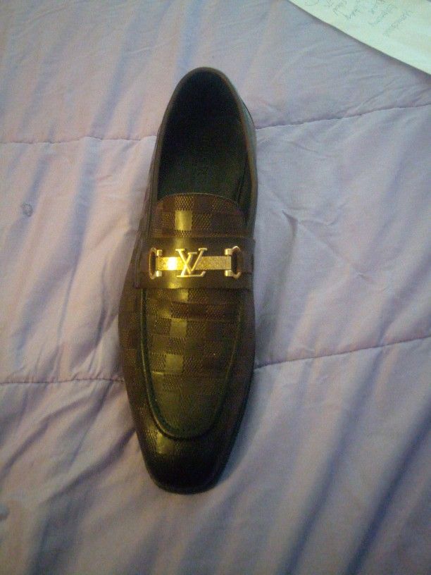 Men's Louis Vuitton Authentic Many More
