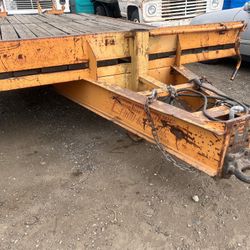 2004 Econoline Tráiler  18’ . Backhoe-pro