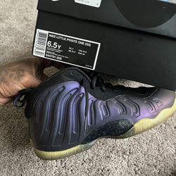 Size 6y With The Box These Are Very Rare There The Egg Plants Come Get Um 