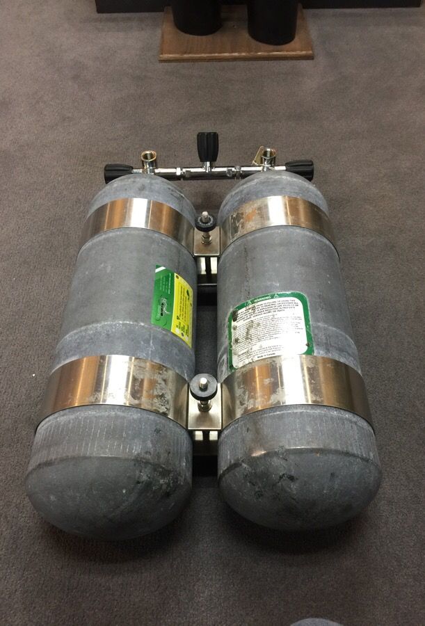 Scuba tanks. Twin 100s for Sale in WA OfferUp