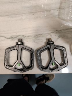 Atlas pedals