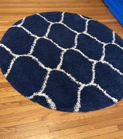 2 Area Rugs