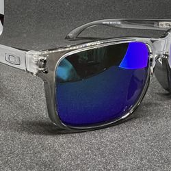 Oakley Holbrook Sunglasses- Polarized 