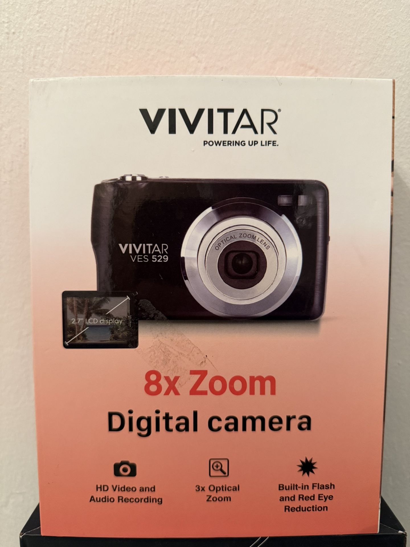 Vivitar VES 529 Digital Camera with 8x Optical Zoom - Black
