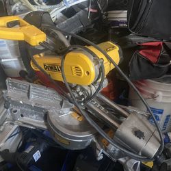 Miter Saw Dewalt 12 Inch