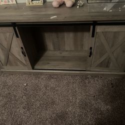 TV Stand 