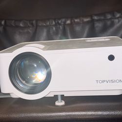 TOPVISION T6 Portable Mini Projector 
