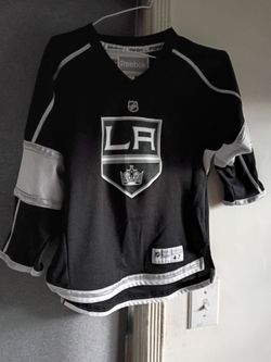 BOYS SIZE $15 PICK UP IN SUN VALLEY