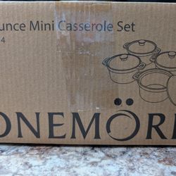 Mini Set Of Casserole/Ramekins 