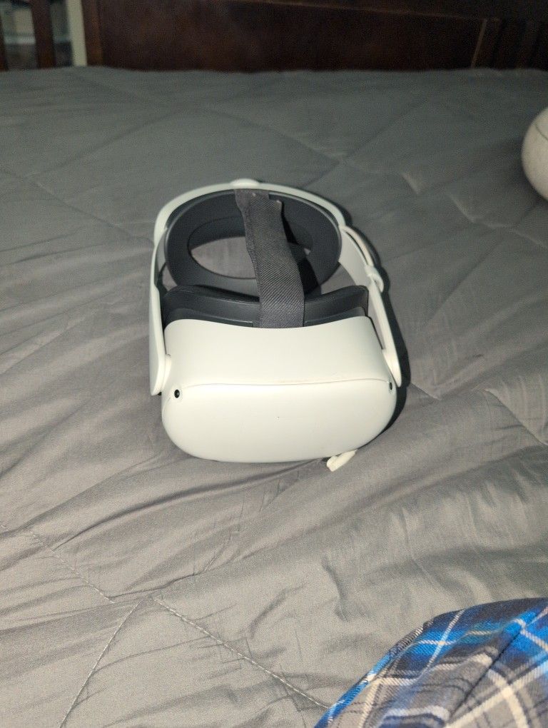 Meta Quest 2 