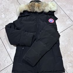 CANADA GOOSE CHELSEA PARKA FOR SALE‼️