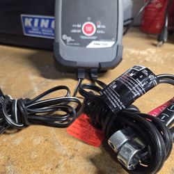 Schumacher SC1279 8 Amp 12V Fully Automatic Battery Charger and Maintainer