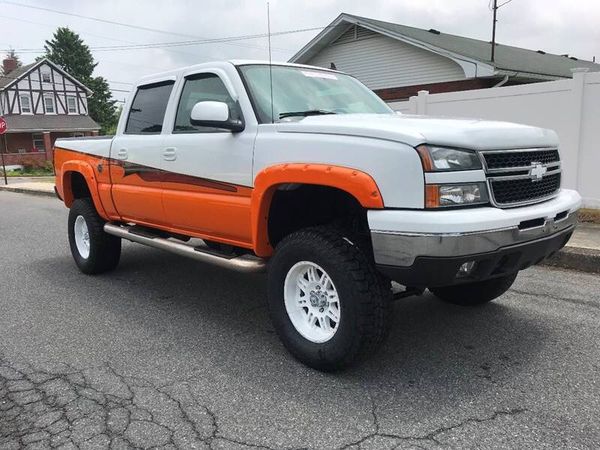 Clean 06 Southern Comfort Chevy Silverado Max Performance For Sale