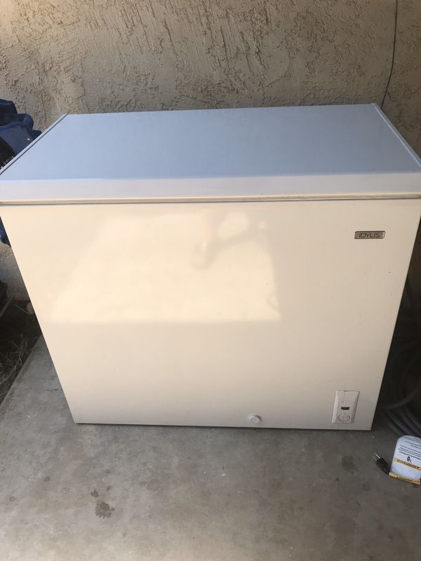 Idylis 7.1 cu ft deep freezer. Never used. 3 months old for Sale in