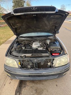 1998 Lexus LS 400