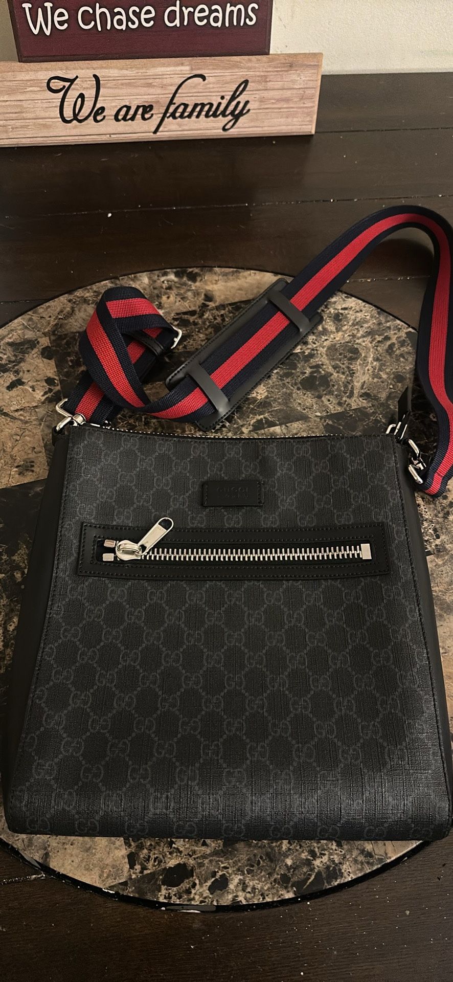 Gucci GG Supreme Messenger Bag 