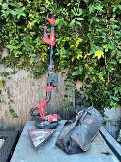 Used BNR1839 Drywall Sander (foldable,variable speed, wired) with two heads, bag - working
