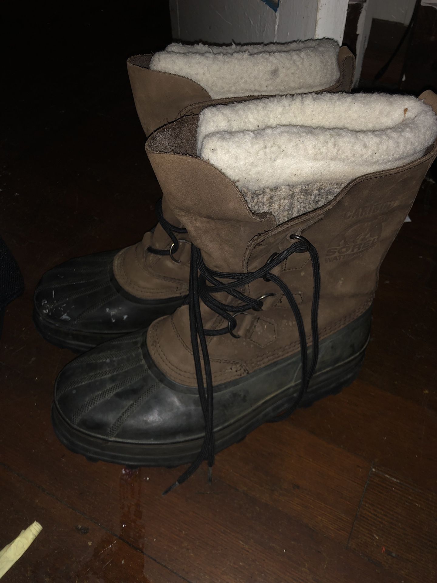 Sorel leather boots size 10