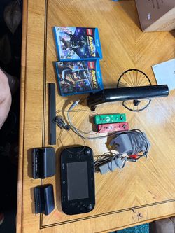 WIIU With controller and other accessories