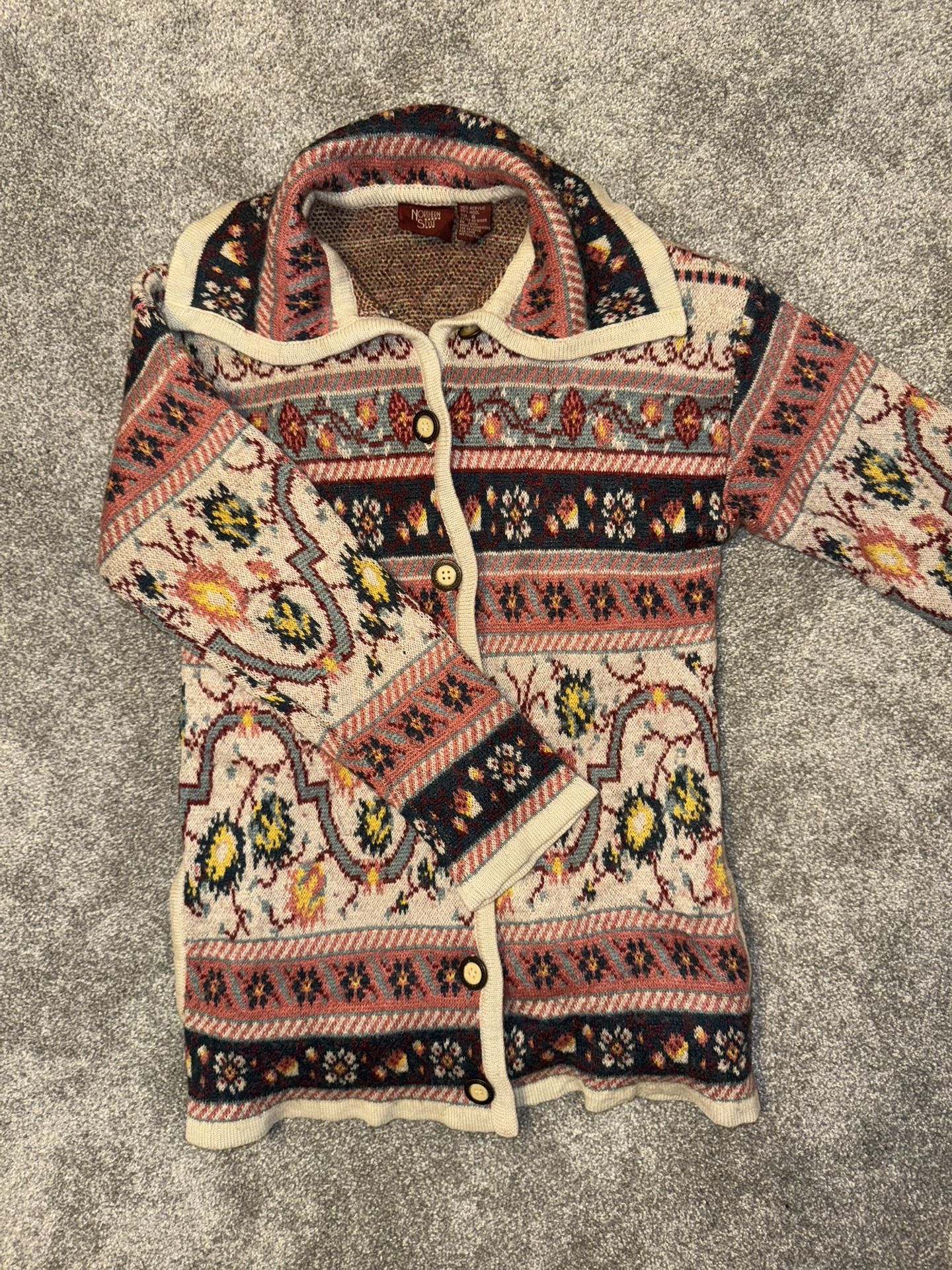 Northern Style Knitted Sweater