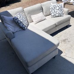 Sectional Sofa 