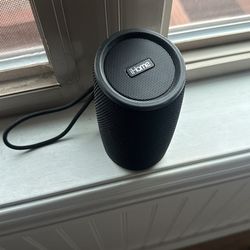 Ihome Black Speaker 