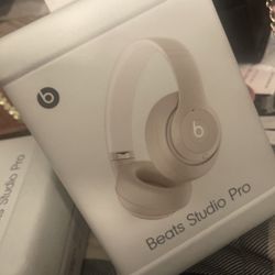 Beats Studio Pro Headphones 