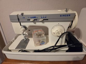 Singer 3102 Sewing Machine