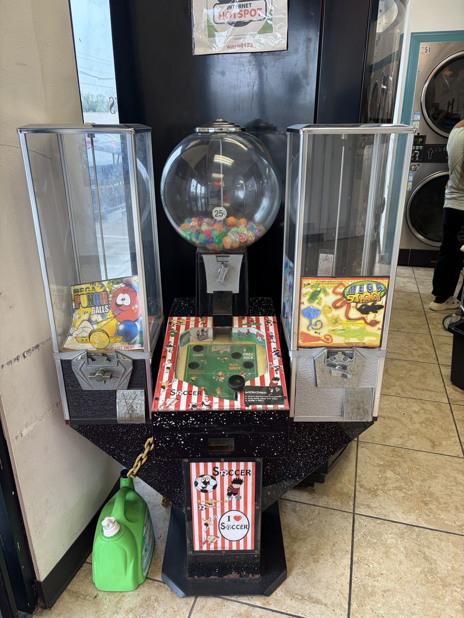 Triple-Head Vending Machine w/ Soccer Game