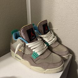 Jordan 4 Union Taupe