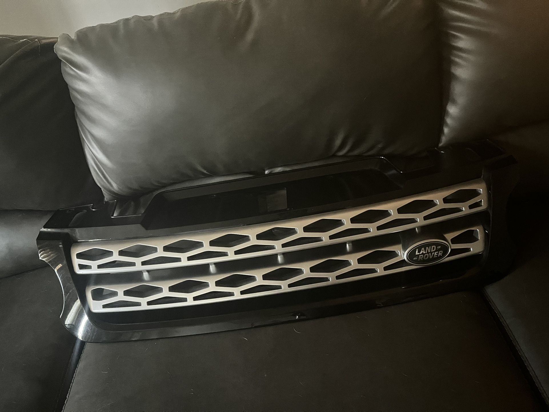 2016 Landrover Sport Front Grille