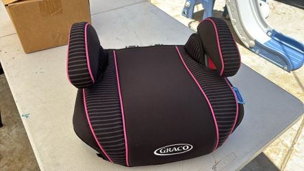 Silla para niña de carro en excelente estado casi nuevo por $10