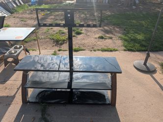 Entertainment center with tv mount