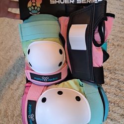 Rainbow Skate Knee, Elbow, and Wrist Pads (Like NEW)