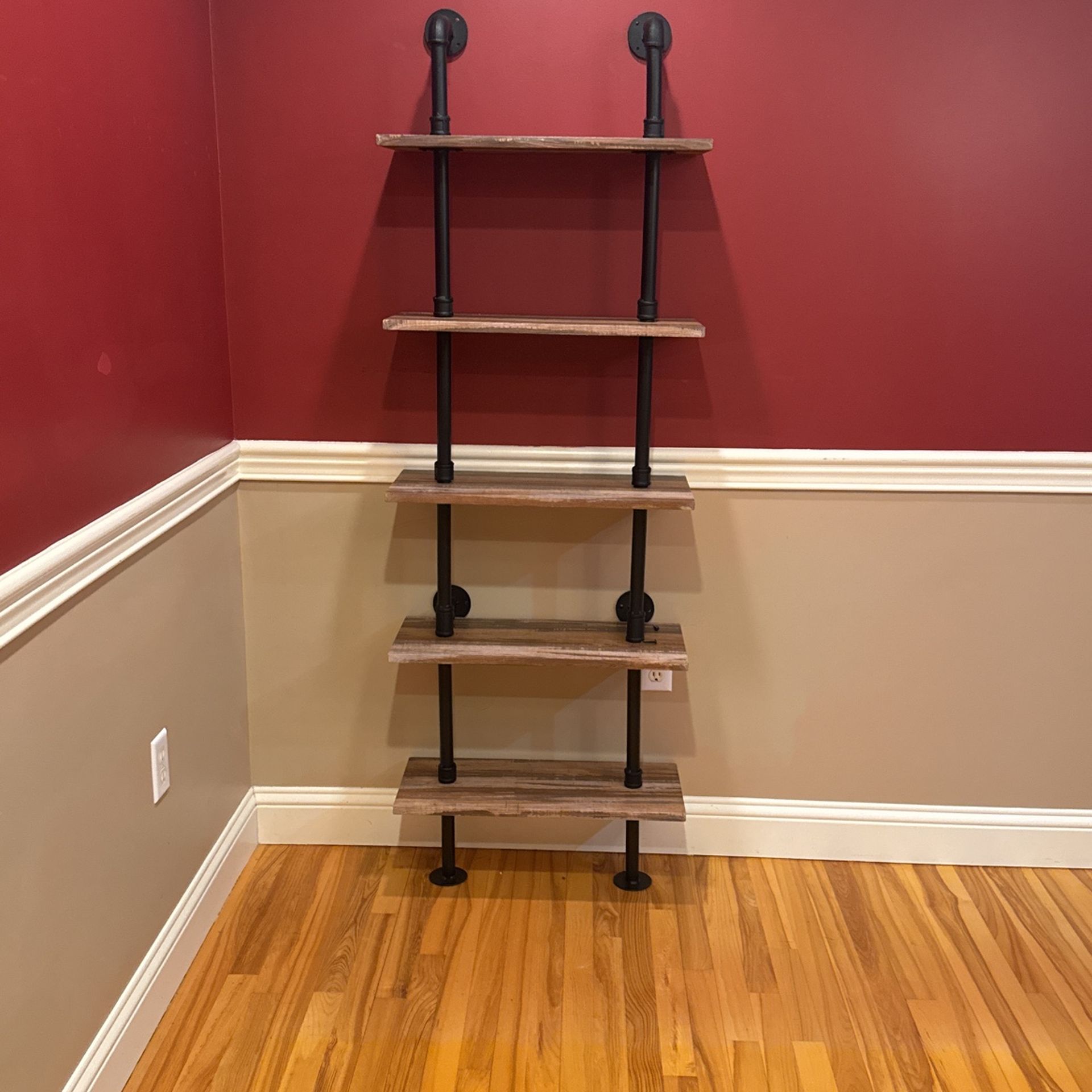 Rustic Shelvings