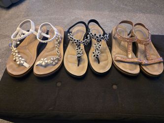 Sandles women size 11