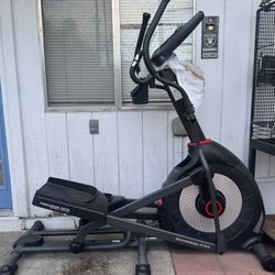 Schwinn 430 Elliptical 