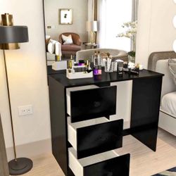 Vanity desk with mirror black New