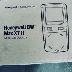 Honeywell™| BW MAX XT II Multi - Gas Detector 