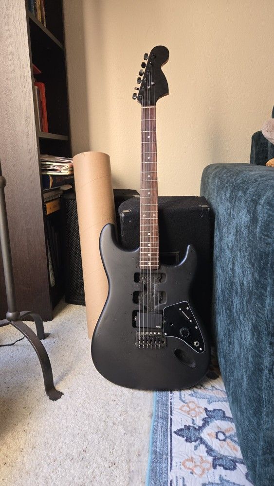 Partscaster Squier Stratocaster Electric Guitar EMG 81