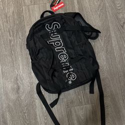 Supreme Backpack - SALE 🚨