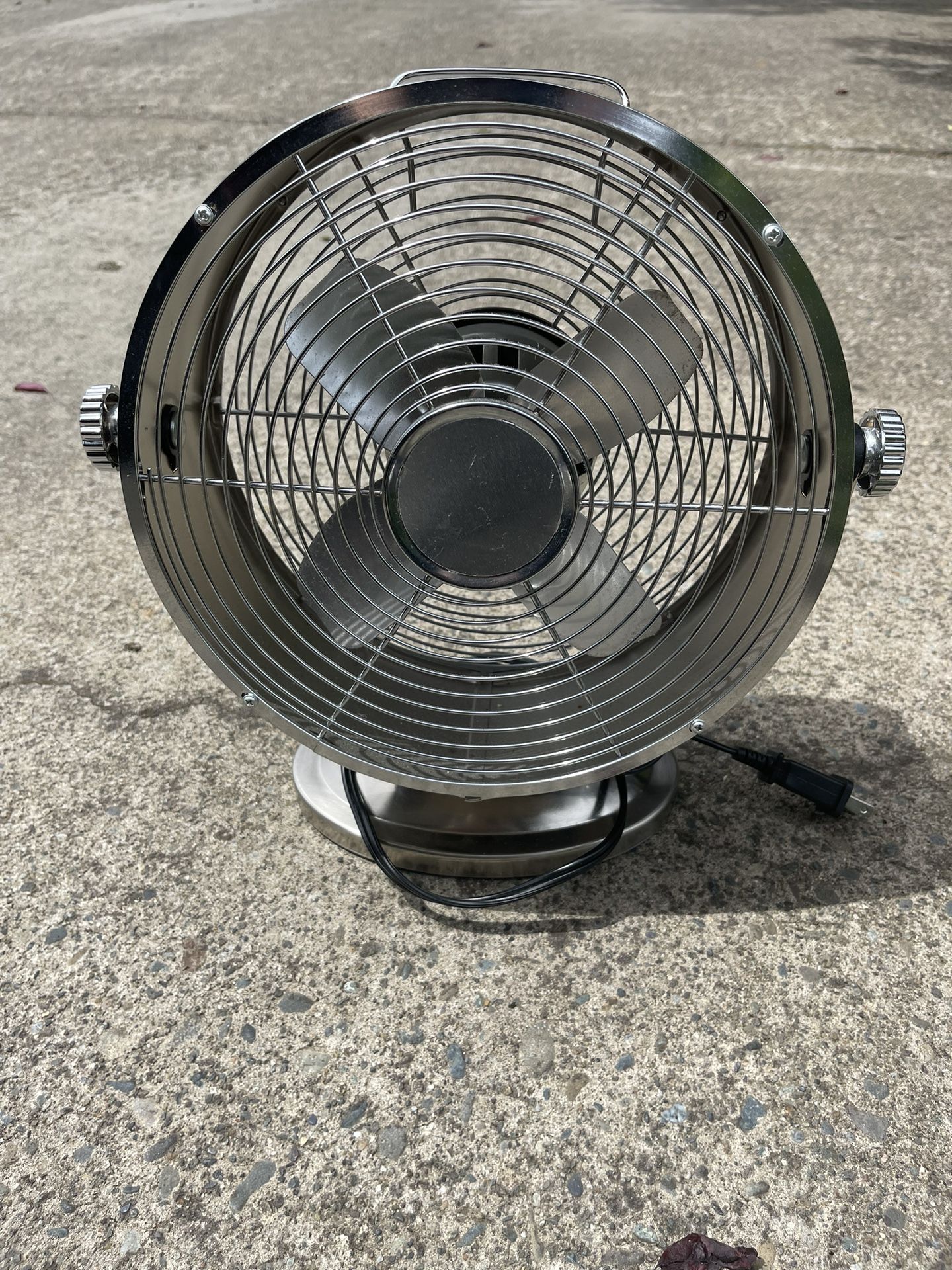 10” House Fan-Decorative Functional