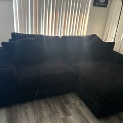 Sunday 2 Piece Black Sectional 