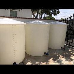Water Tanks 500gal Each (4)$1000 Firm Firm!