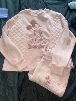 Disney lounge wear size S/M